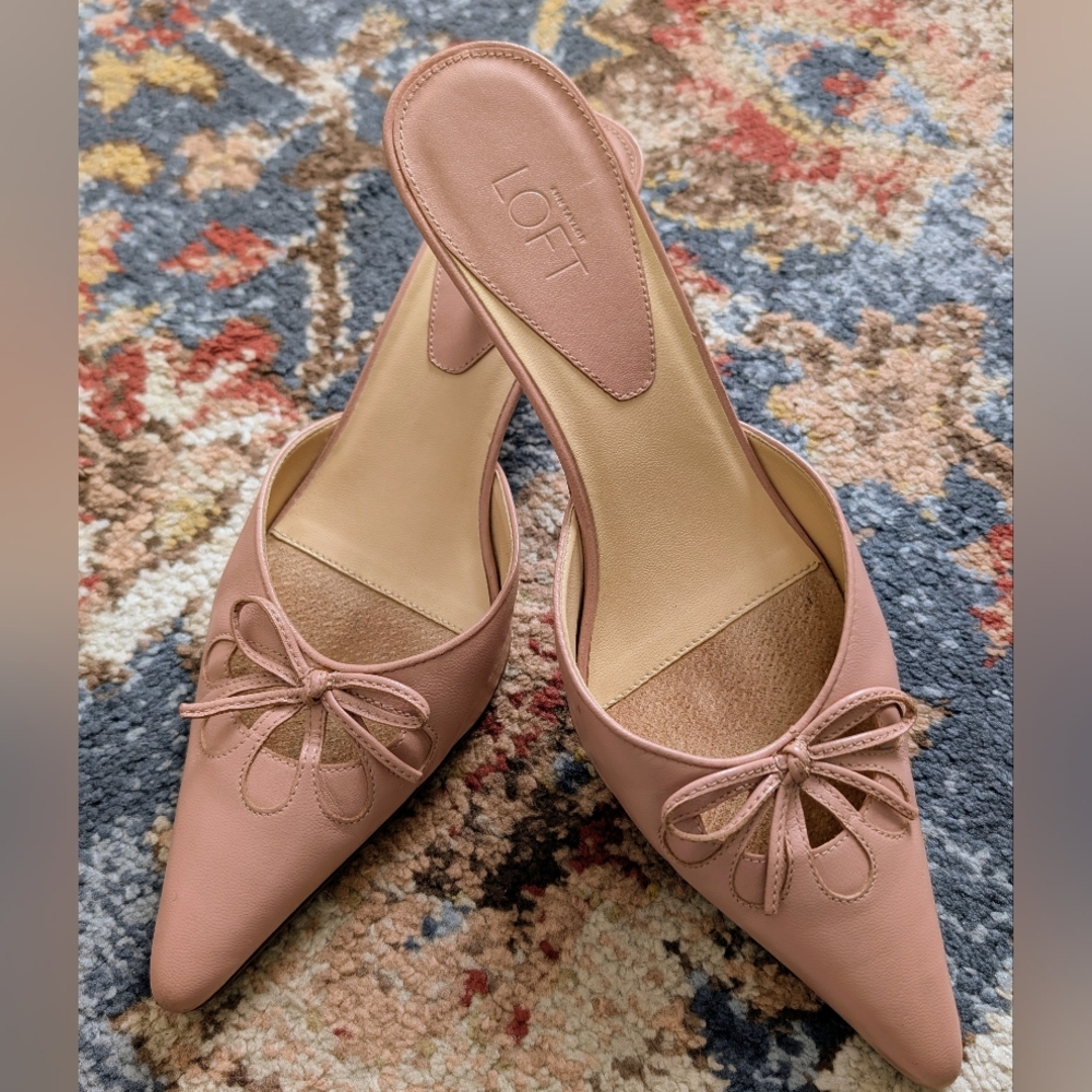 LOFT Pink Pointed-Toe Bow Mule Clogs